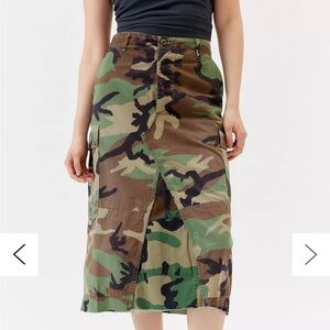 NWOT Urban Outfitters Urban Renewal Remade Camo Maxi Skirt size S